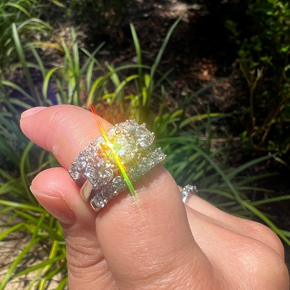 Diamond ring - Picture 5 of 8